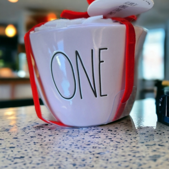 Rae Dunn Light Pink Heart Measuring Cups Set Cut out heart New - Picture 1 of 2